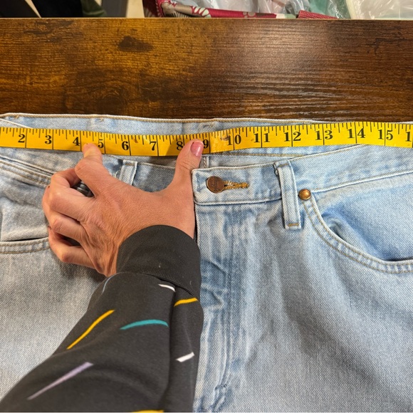 Wrangler Jeans Men 34 X 32 A002 - 4020 Light Denim Whitewash Cowboy Rodeo Style - Picture 12 of 12